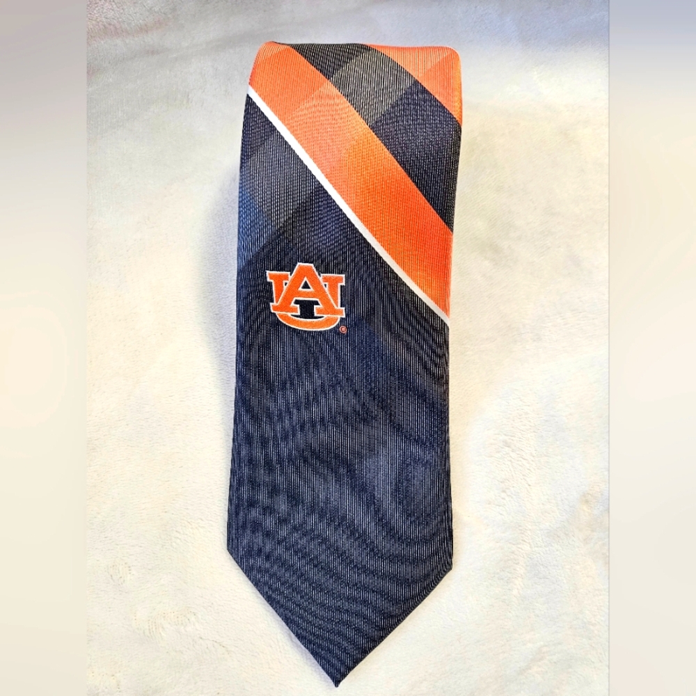 Auburn Tigers Mens University Plaid College Alumni Gift Neck Tie  55.5"x3.5" NWT